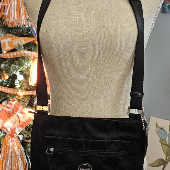 COACH Signature Nylon Crossbody Shoulder File Bag - Picture 3 of 6